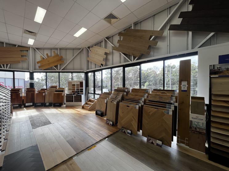 Click to view all images First Floor Unit 2/205 Port Hacking Road Miranda NSW 2228 - Image 2