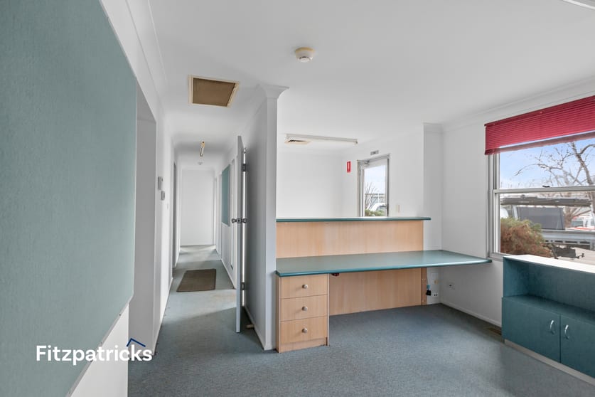 8/23 Copland Street Wagga Wagga NSW 2650 - Image 2