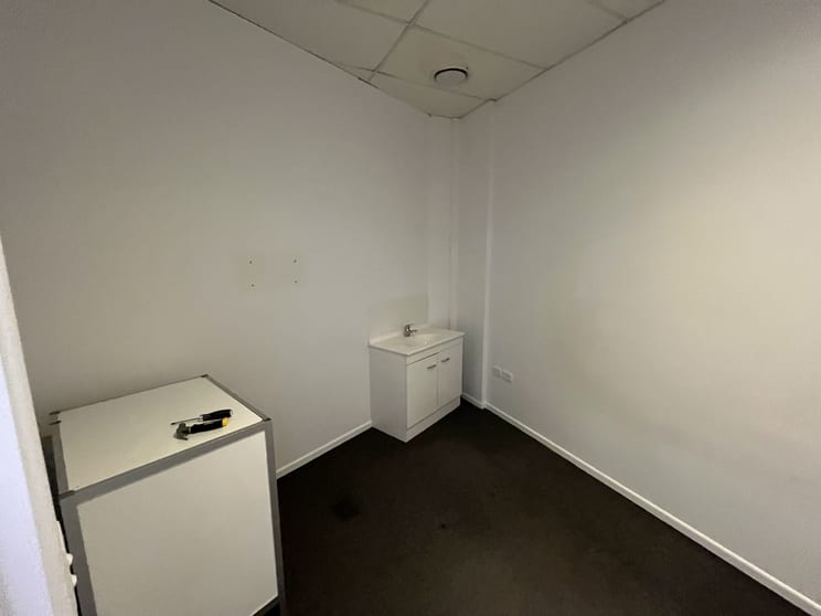 Click to view all images Unit 18/133-145 Brisbane Street Jimboomba QLD 4280 - Image 5