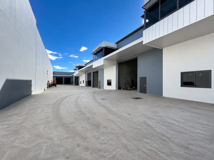 Click to view all images 197-201 Fairfield Road Guildford West NSW 2161 - Image 2