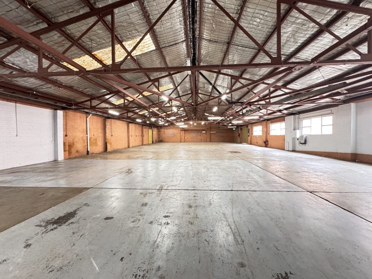 Click to view all images Warehouse & Office/33-35 Warren Avenue Bankstown NSW 2200 - Image 2
