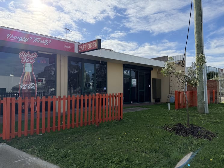 Click to view all images 1/2 Brett Drive Carrum Downs VIC 3201 - Image 5