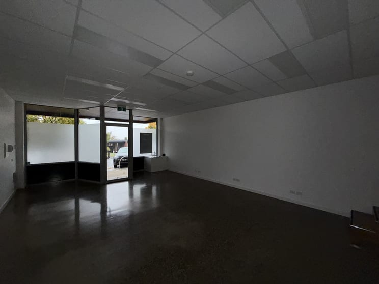43 Clunies Ross Crescent Mulgrave VIC 3170 - Image 3