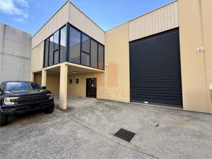 Unit 4/18 Enterprise Circuit Prestons NSW 2170 - Image 1