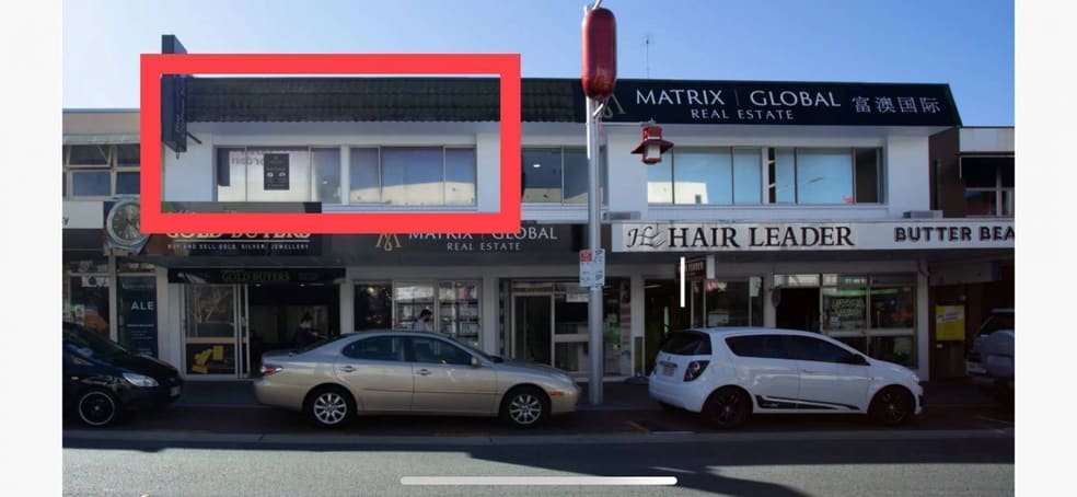 Click to view all images 21 Davenport Street Southport QLD 4215 - Image 3