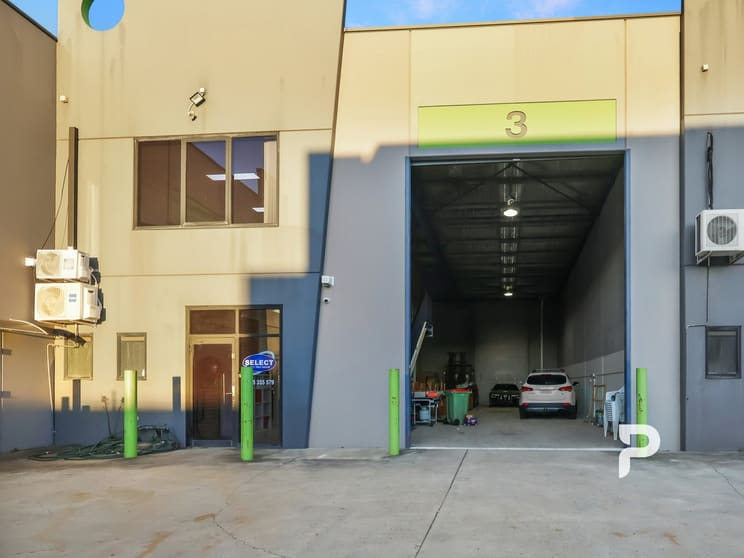 Click to view all images 3/51 Topham Road Smeaton Grange NSW 2567 - Image 1
