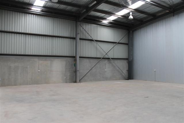 Click to view all images Unit 10, 19 Heath Street Lonsdale SA 5160 - Image 2