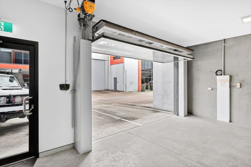 Click to view all images 8/104 Barwon Street Morningside QLD 4170 - Image 3