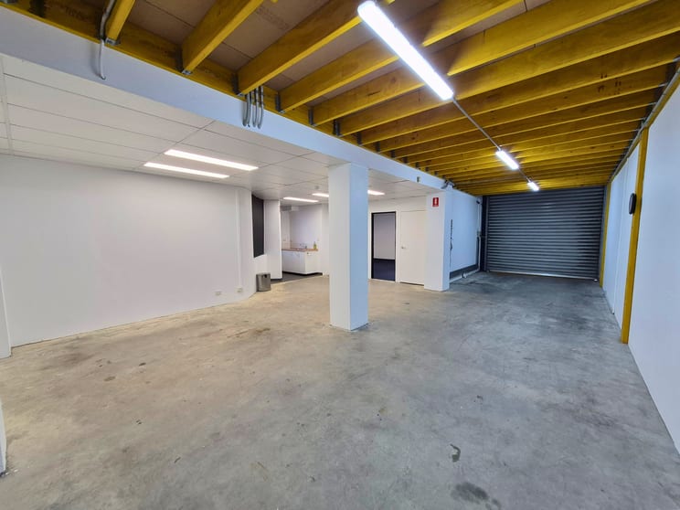 Click to view all images Unit 8/18-20 Hotham Parade Artarmon NSW 2064 - Image 2
