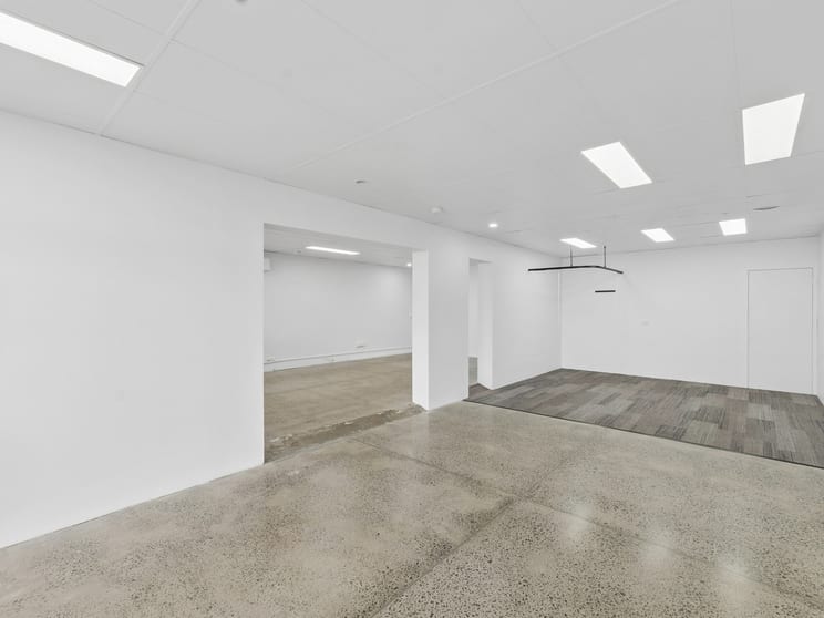 Click to view all images 51-53 Corangamite Street Colac VIC 3250 - Image 3
