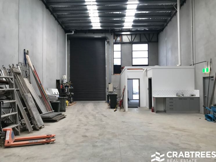 2/39 Howleys Road Notting Hill VIC 3168 - Image 2