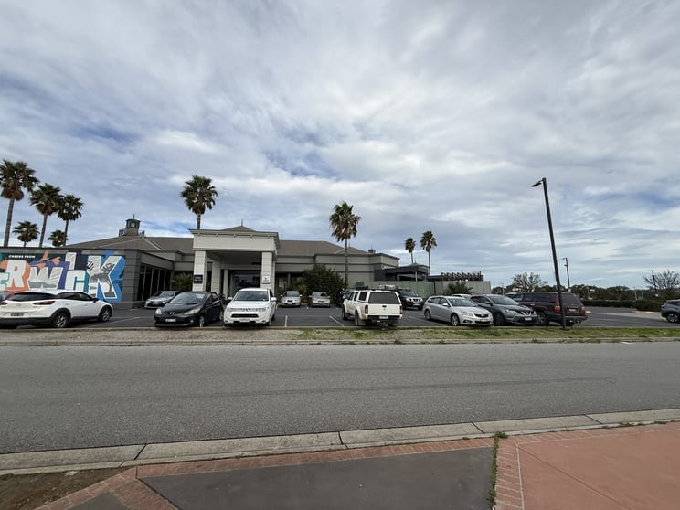 9/248-296 Clyde Road Berwick VIC 3806 - Image 3