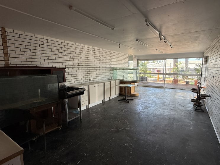 1/490 Gympie Road Strathpine QLD 4500 - Image 2