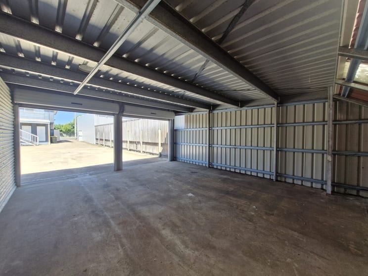 5A/3B Walker Street Bundaberg South QLD 4670 - Image 2