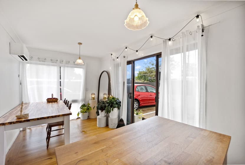 5 School Street Mudgeeraba QLD 4213 - Image 1