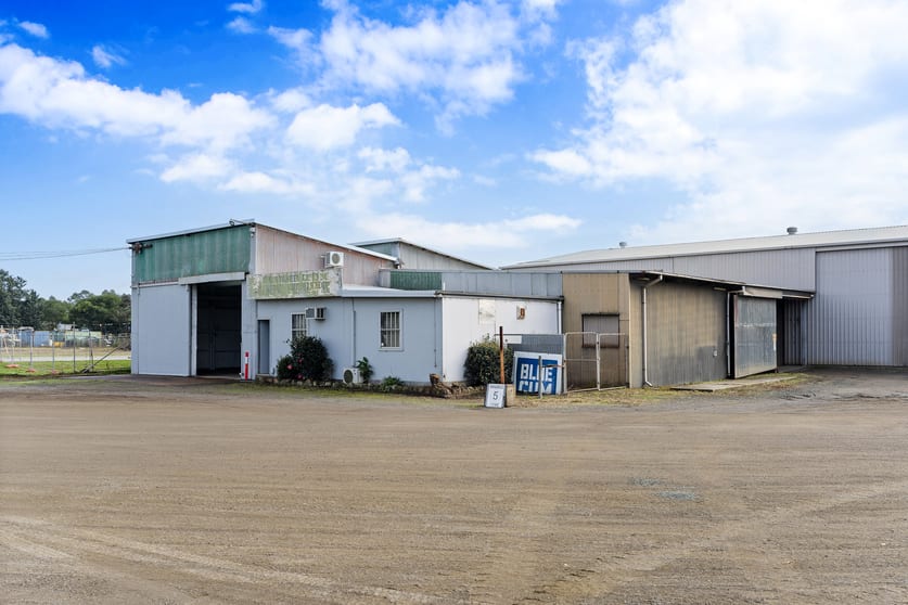81 Maitland Road Branxton NSW 2335 - Image 2