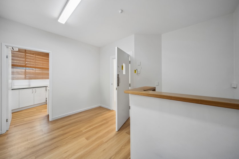 5/100-108 Currie Street Nambour QLD 4560 - Image 2