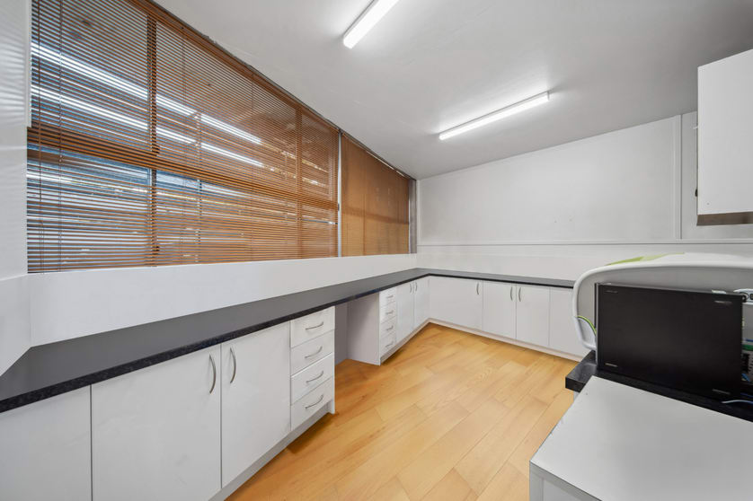 5/100-108 Currie Street Nambour QLD 4560 - Image 3