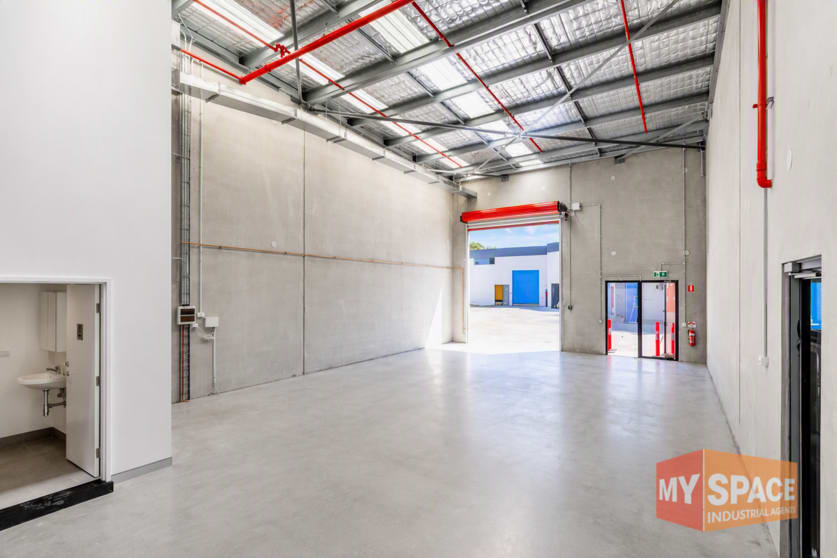 90/2 The Crescent Kingsgrove NSW 2208 - Image 1