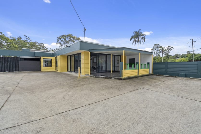 Click to view all images 236 Old Cleveland Road Capalaba QLD 4157 - Image 2