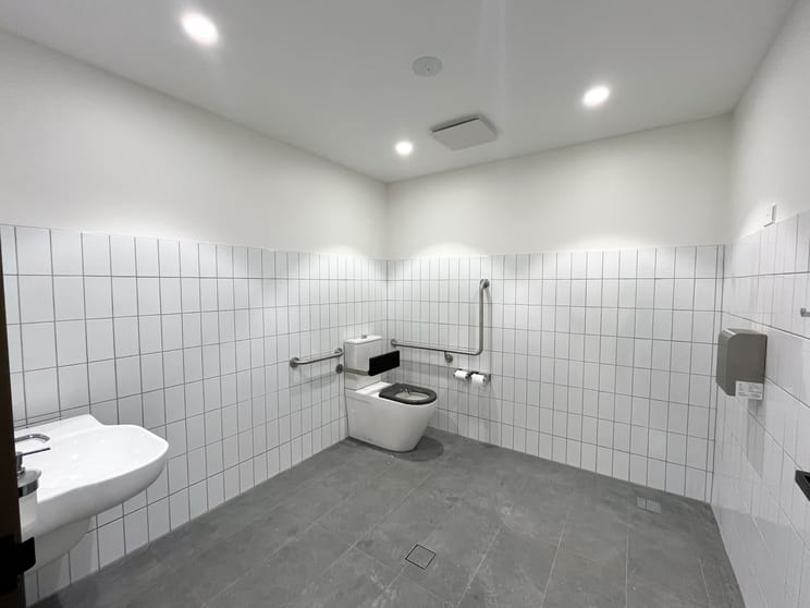 Click to view all images Ten 11/2 Wordsworth Street Byron Bay NSW 2481 - Image 3