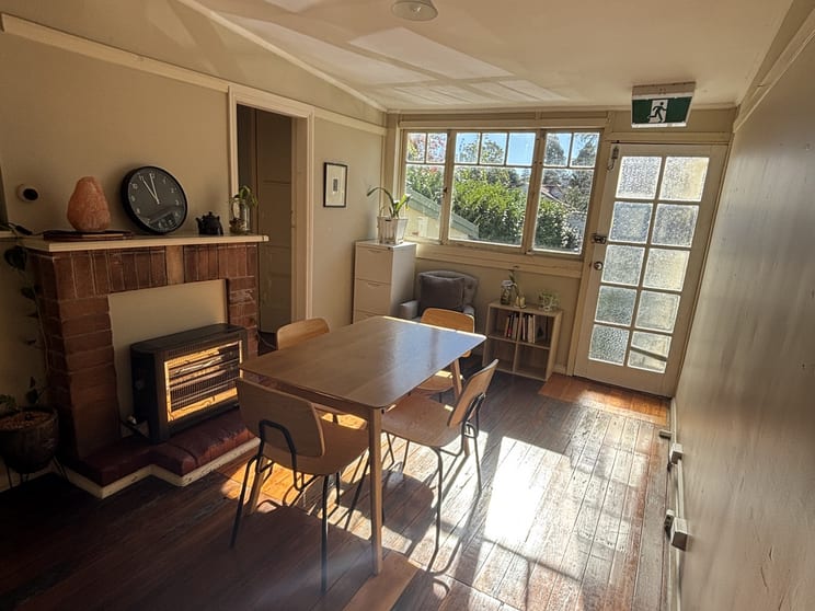 Click to view all images 1/52 Govetts Leap Road Blackheath NSW 2785 - Image 3