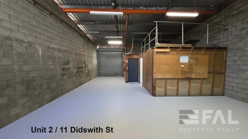 Click to view all images Unit 2/11 Didswith Street East Brisbane QLD 4169 - Image 2