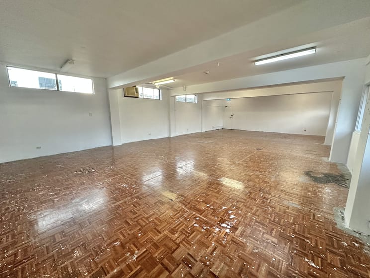 Click to view all images 2/543 Pittwater Road Brookvale NSW 2100 - Image 3