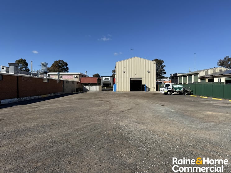 Rear yard/15 Blaxland Road Campbelltown NSW 2560 - Image 1