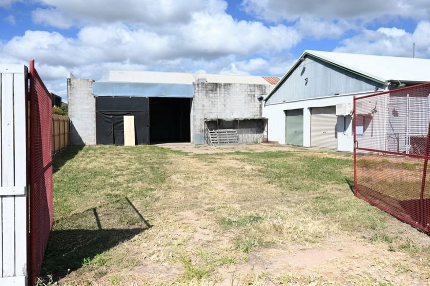 Click to view all images 1 Oonoonba Road Idalia QLD 4811 - Image 2