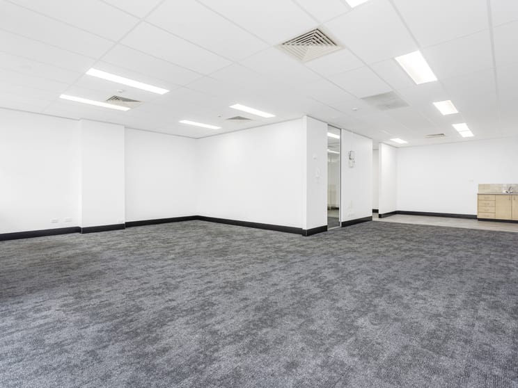 Click to view all images 302/25 Solent Circuit Baulkham Hills NSW 2153 - Image 3