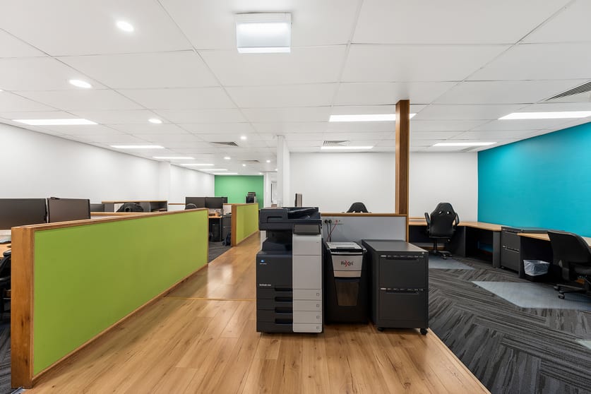 Click to view all images 123-125 Princes Highway Unanderra NSW 2526 - Image 2