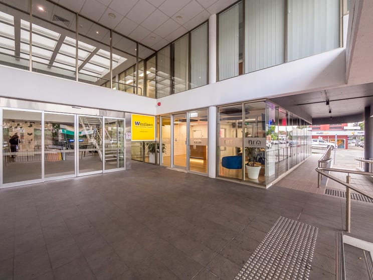 Click to view all images 1/29 Molesworth Street Lismore NSW 2480 - Image 2