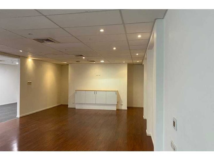 Click to view all images Level 1/14/520-528 Victoria Street North Melbourne VIC 3051 - Image 3