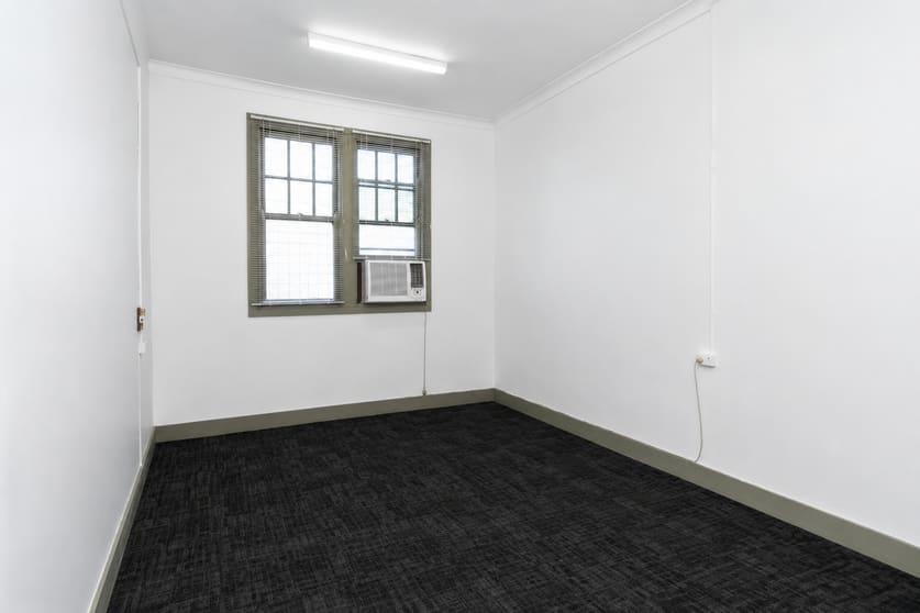 Click to view all images 7/88 Ellena Street Maryborough QLD 4650 - Image 3