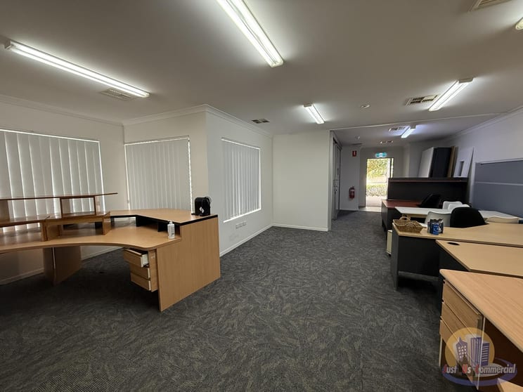 2/77 Barolin Street Bundaberg Central QLD 4670 - Image 1