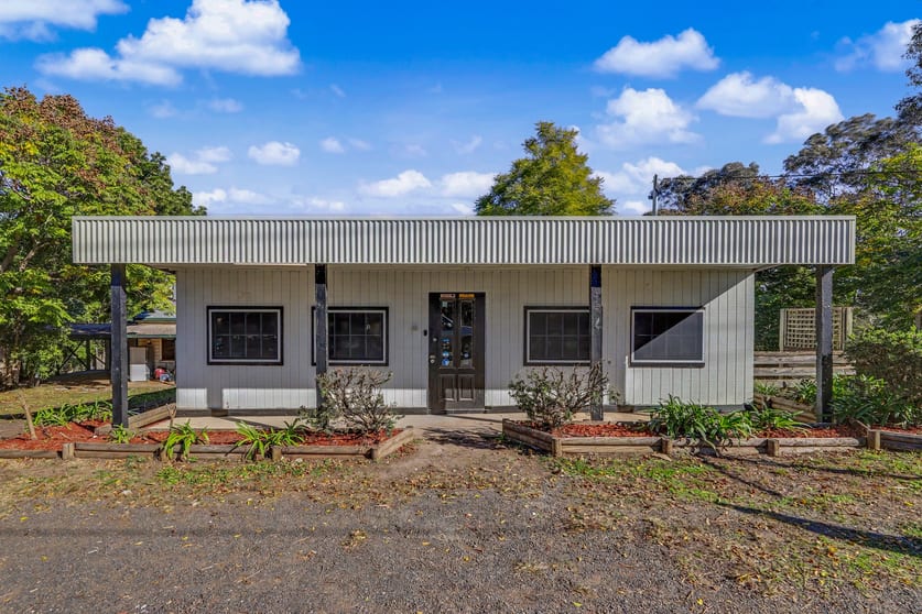 Click to view all images SHOP 411 Bells Line of Road Kurmond NSW 2757 - Image 1