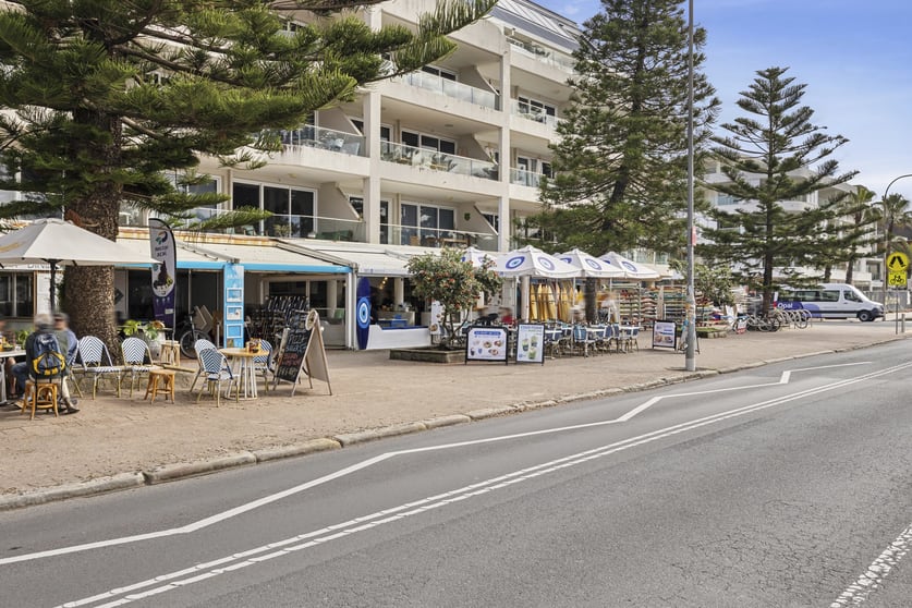 Click to view all images 3/93-95 North Steyne Manly NSW 2095 - Image 3