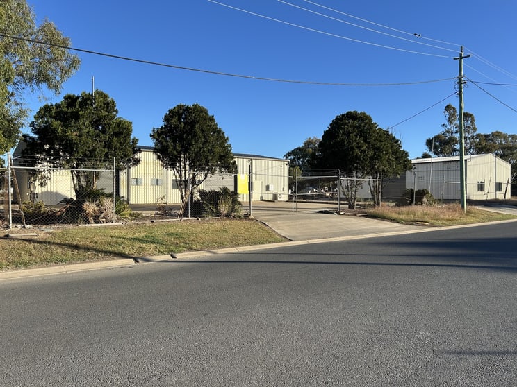 Click to view all images 6-8 Gayle Street Oakey QLD 4401 - Image 1