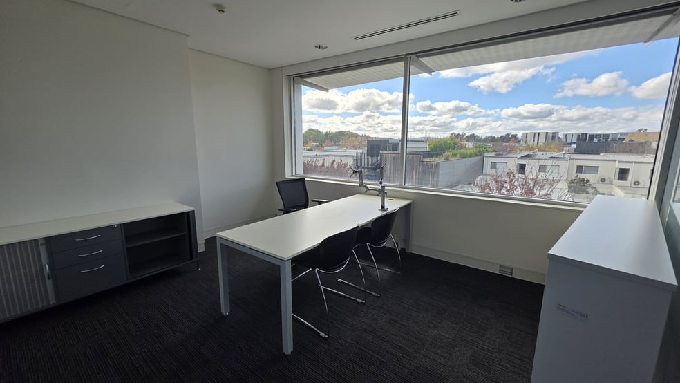 Click to view all images Unit 3, Level 1/55 Wentworth Avenue Kingston ACT 2604 - Image 5