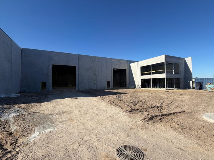 Click to view all images 3 McFarlane Road Forrestdale WA 6112 - Image 2