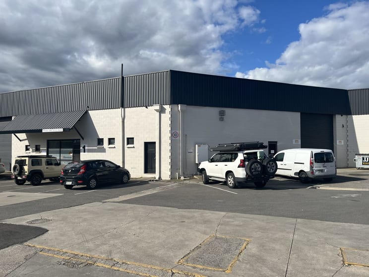 Click to view all images Unit 1 2-20 Magill Road Norwood SA 5067 - Image 1