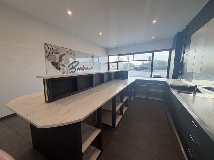 Click to view all images 525A Nepean Highway Bonbeach VIC 3196 - Image 3