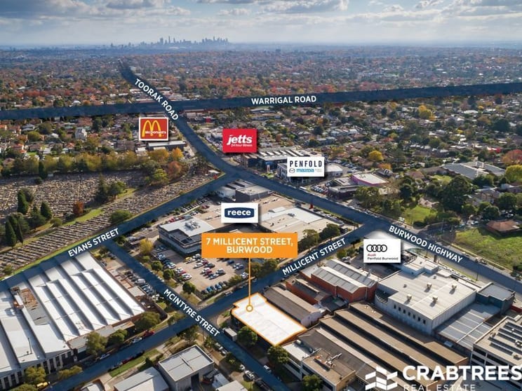 Click to view all images 7 Millicent Street Burwood VIC 3125 - Image 2
