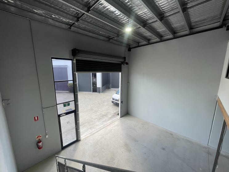 Click to view all images 22/9 Lahey Close Sherwood QLD 4075 - Image 3