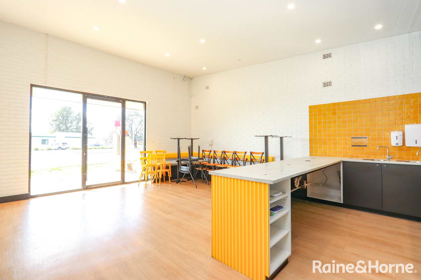 286 Lambert Street Bathurst NSW 2795 - Image 3