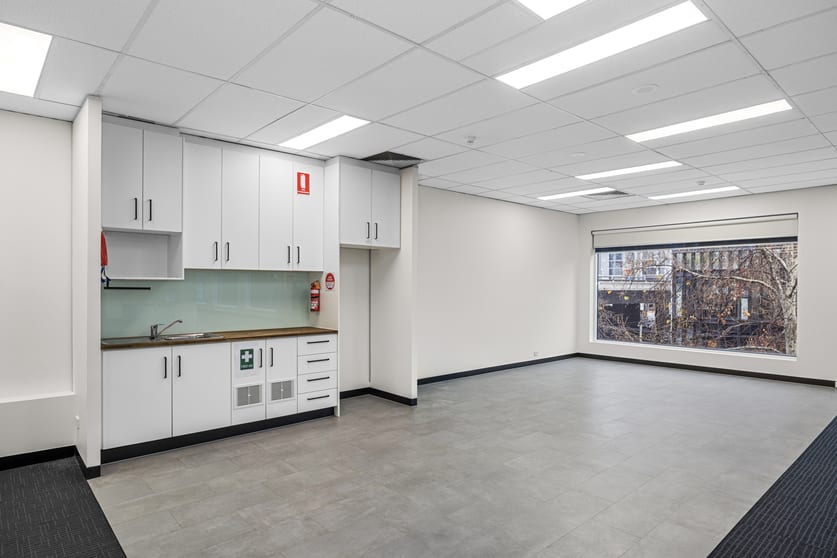 Click to view all images 2.02 Part Floor/120 Clarendon Street South Melbourne VIC 3205 - Image 3