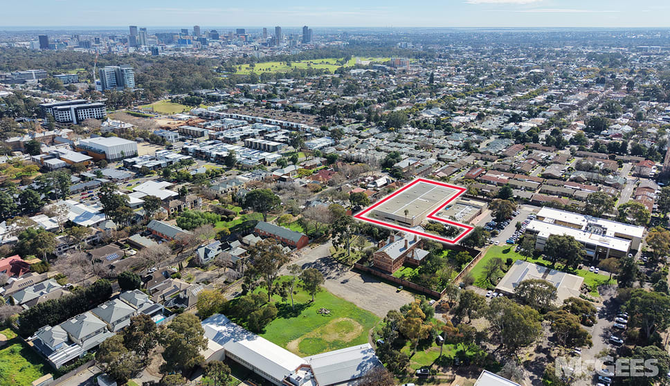 Click to view all images 25 Conyngham Street Glenside SA 5065 - Image 2