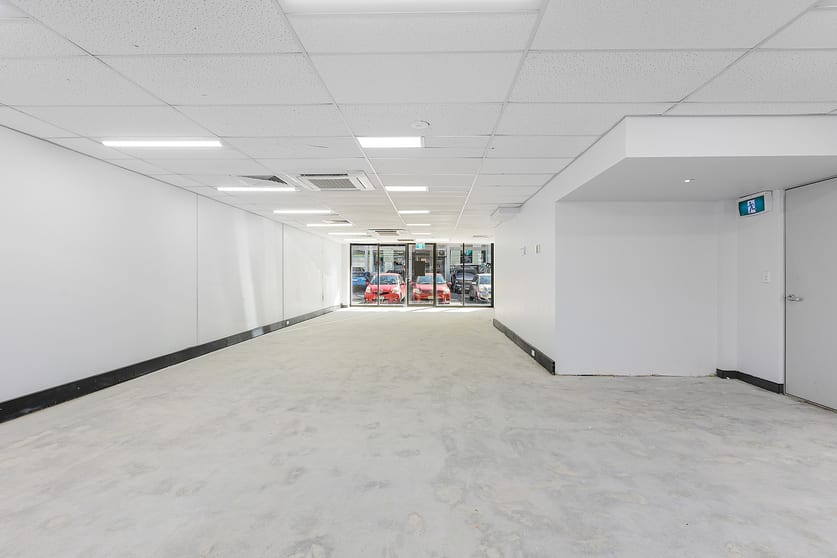 Click to view all images 2/2 Bungan Lane Mona Vale NSW 2103 - Image 3