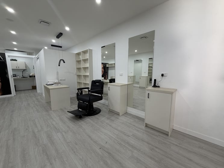 Click to view all images Fairfield NSW 2165 - Image 3